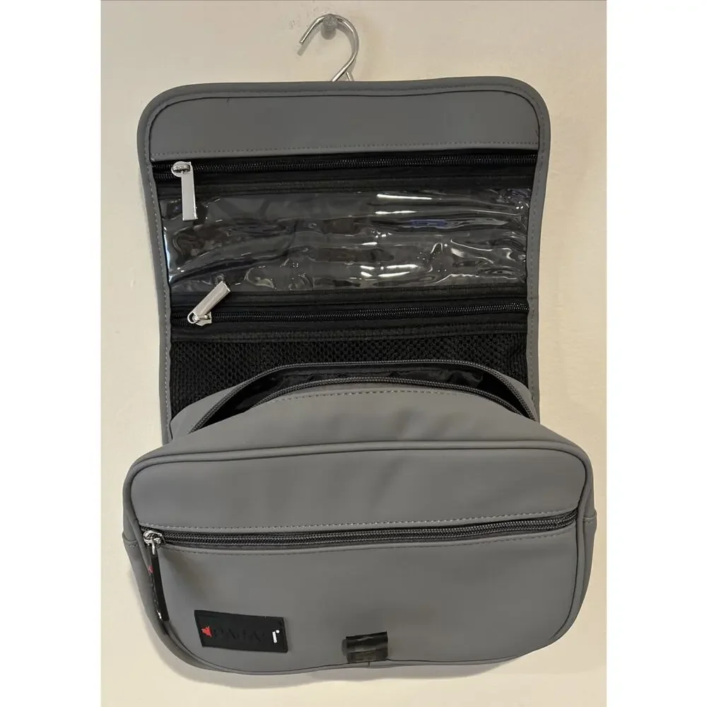 NWOT Pajar Canada Hanging Travel Accessory Pouch Bag